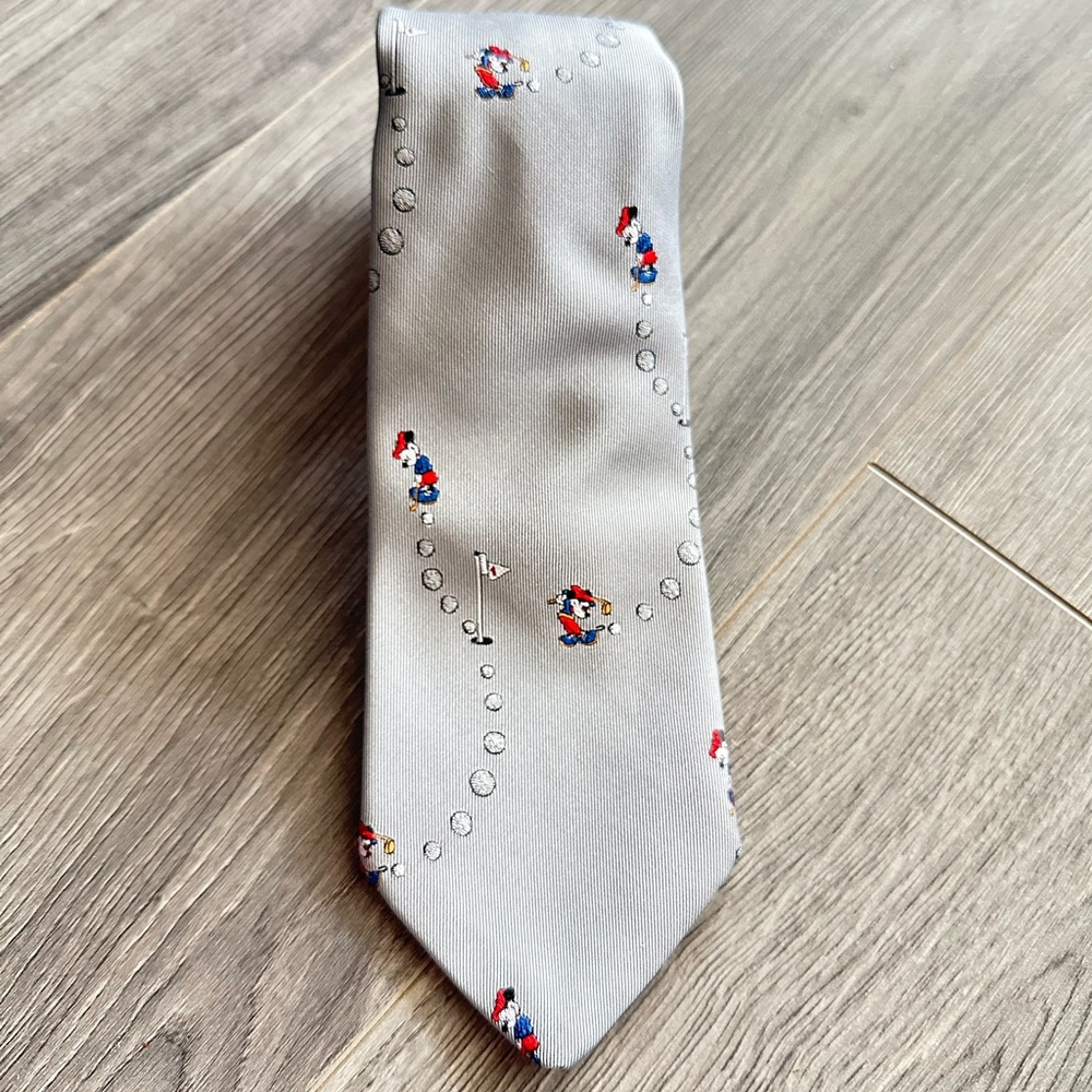 Vintage Disney Mickey Mouse grey silver golf tie The tie works - Picture 2 of 6